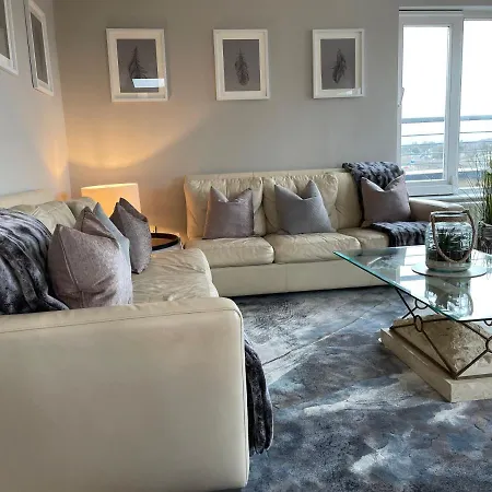 Apartment Penthouse *